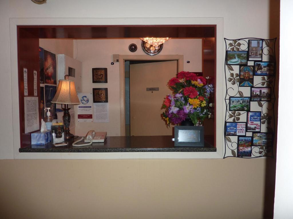Hotel Viger Montreal Bagian luar foto